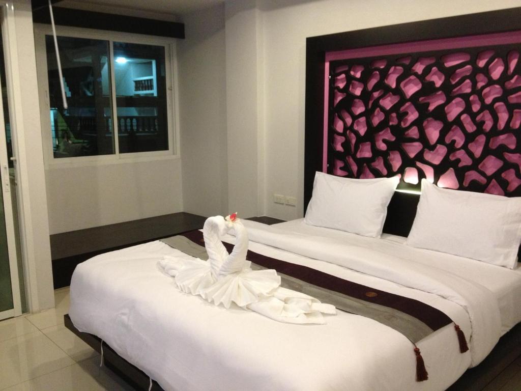 The Silk Hill Hotel Patong Quarto foto